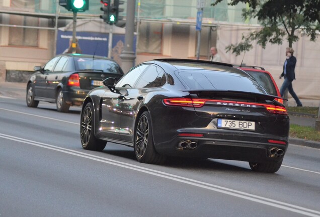 Porsche 971 Panamera Turbo