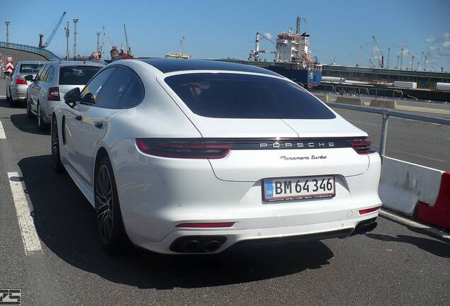 Porsche 971 Panamera Turbo