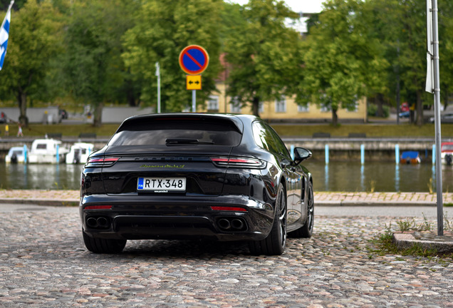 Porsche 971 Panamera Turbo S E-Hybrid Sport Turismo