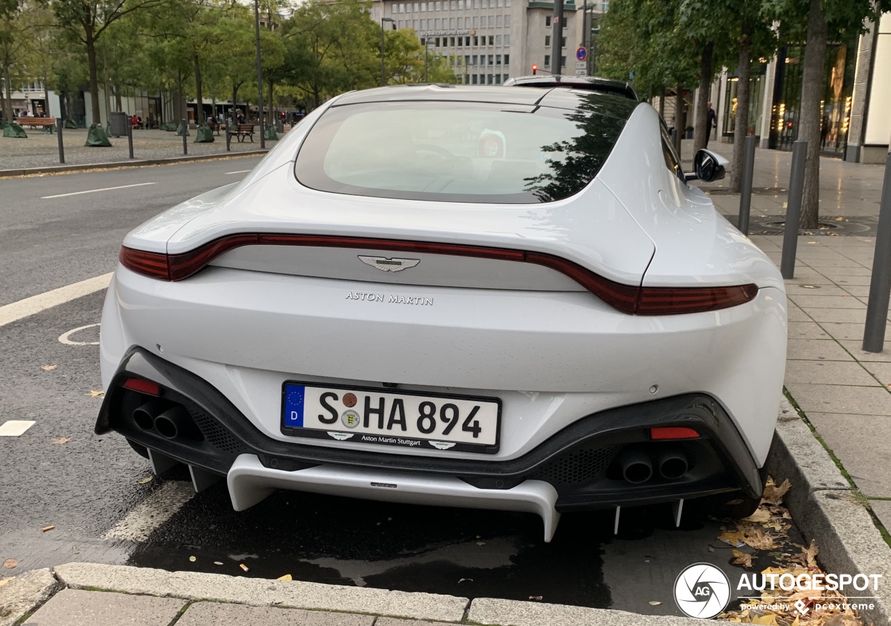 Aston Martin V8 Vantage 2018