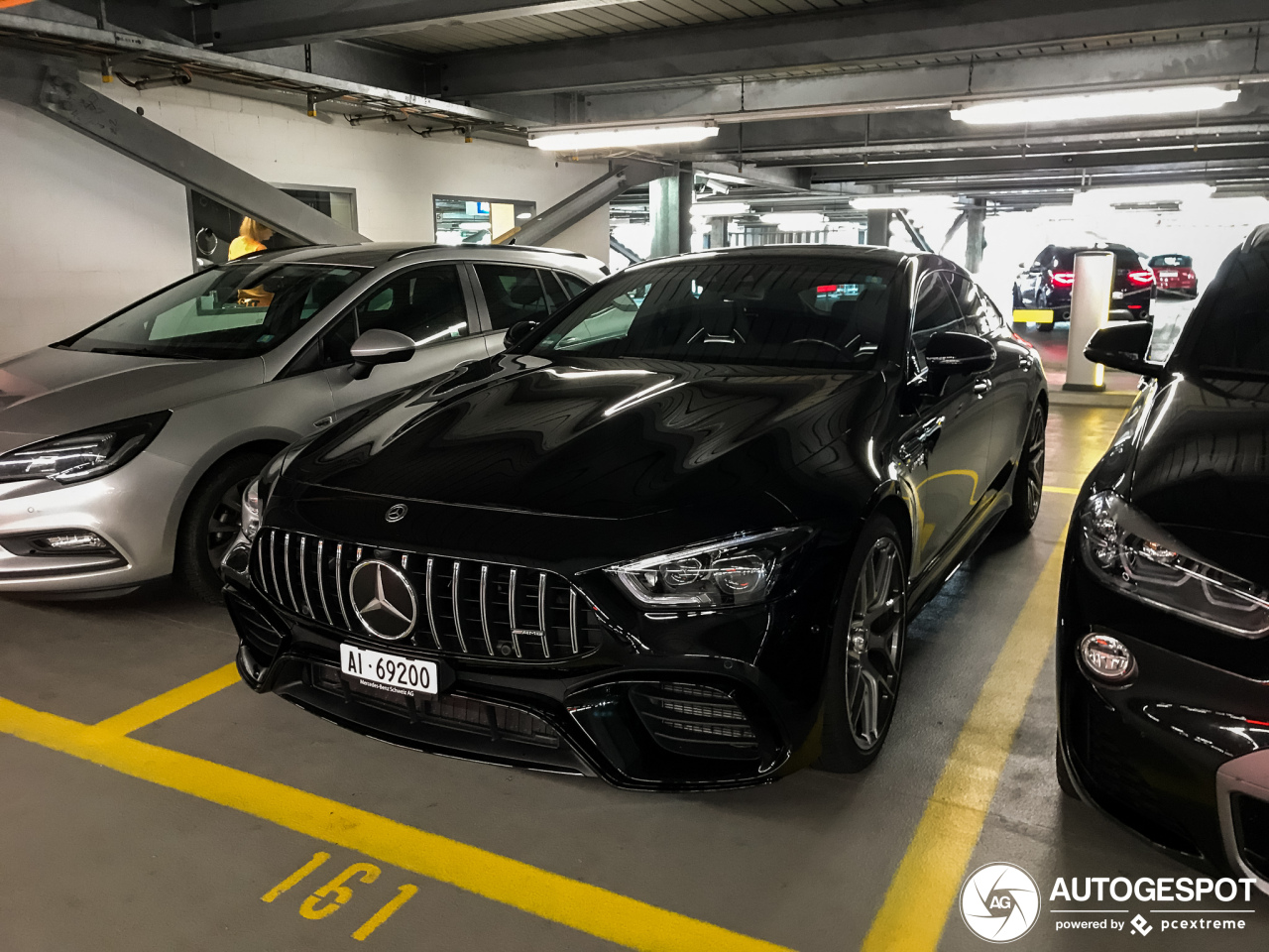 Mercedes-AMG GT 63 S X290