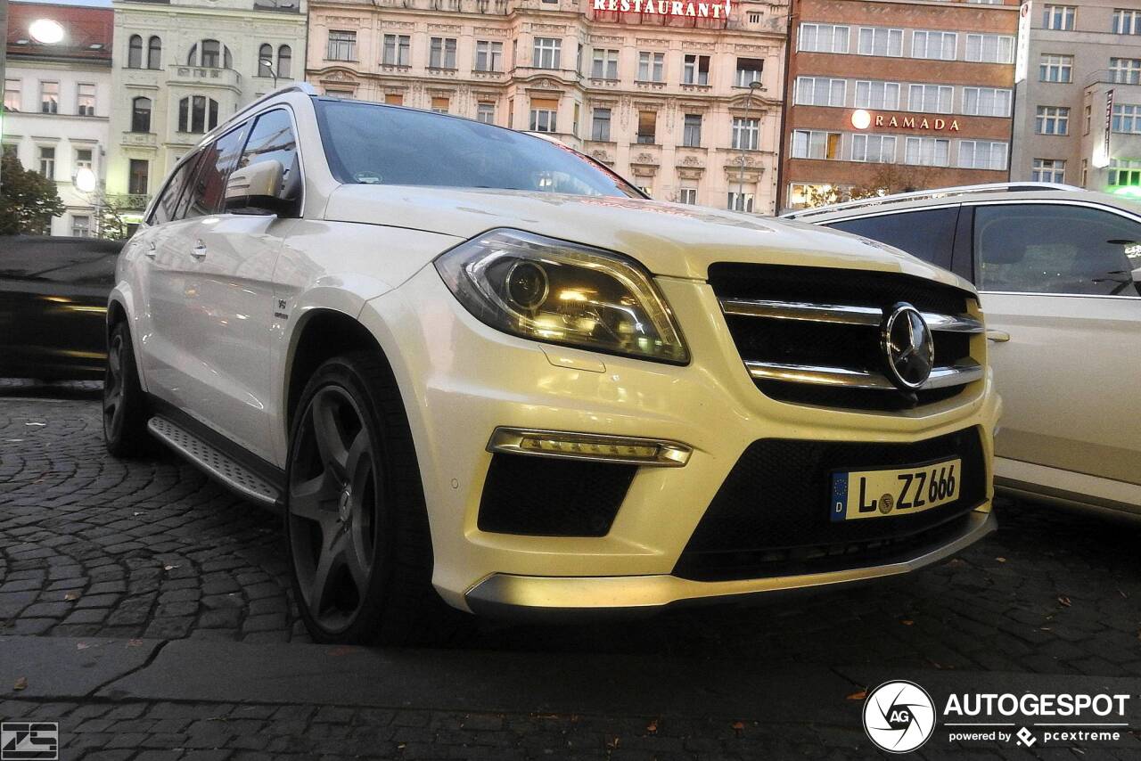 Mercedes-Benz GL 63 AMG X166