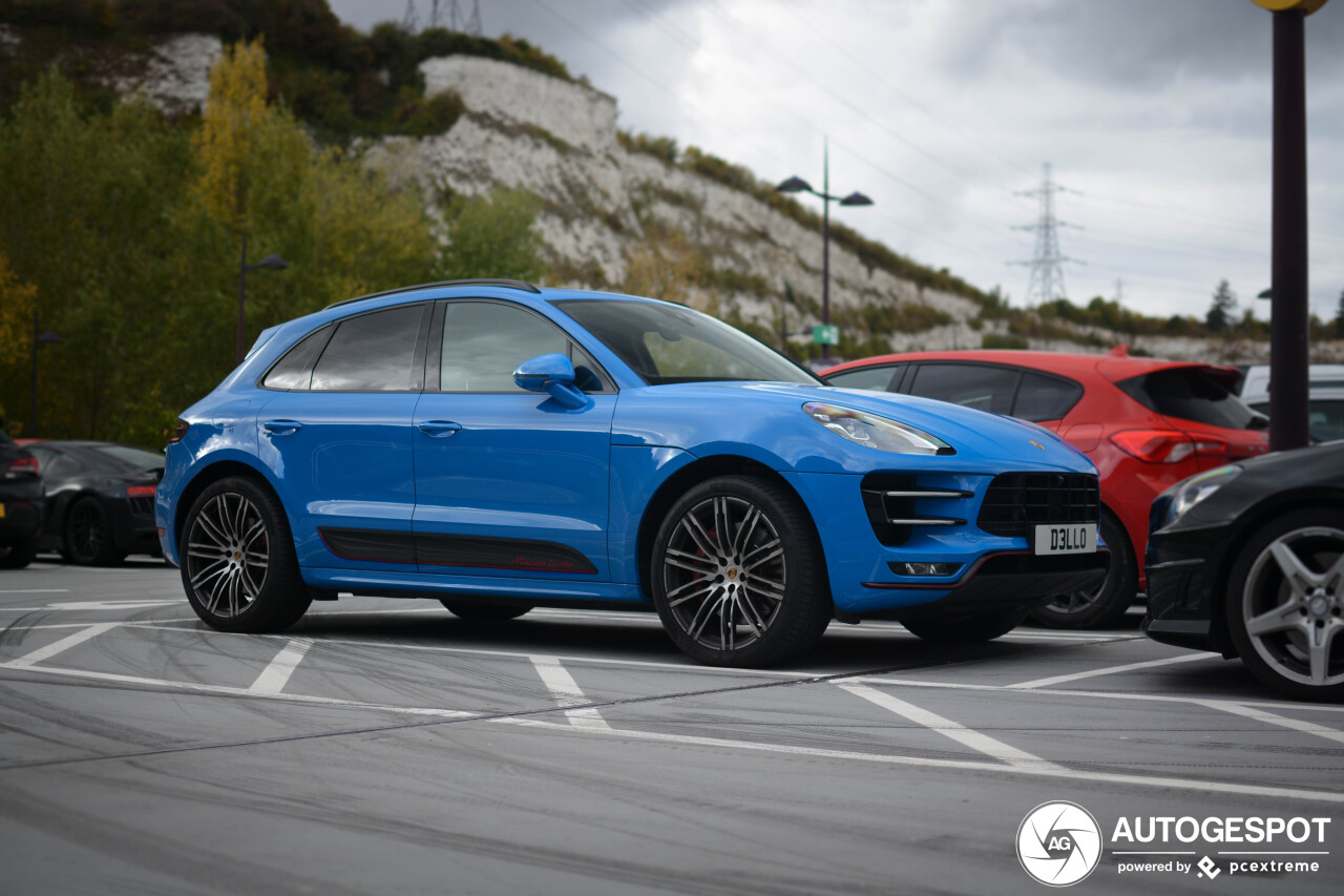 Porsche 95B Macan Turbo Exclusive Performance Edition