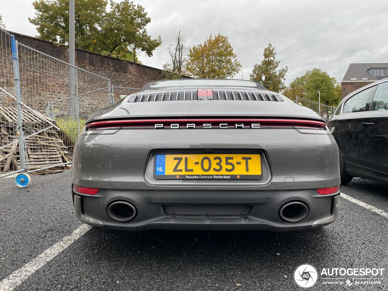 Porsche 992 Carrera 4S Cabriolet