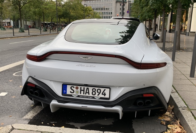 Aston Martin V8 Vantage 2018