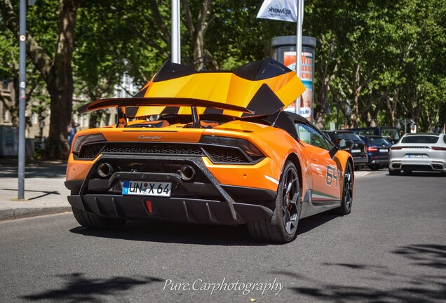 Lamborghini Huracán LP640-4 Performante Spyder