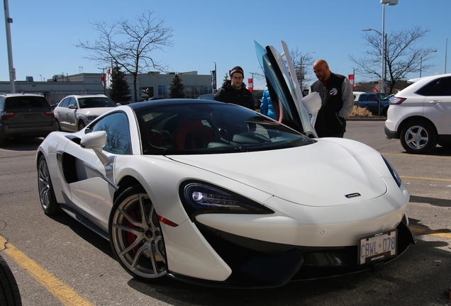 McLaren 570GT