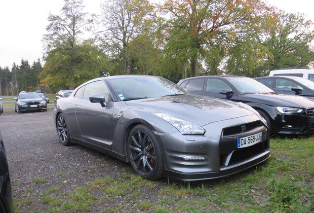 Nissan GT-R 2012