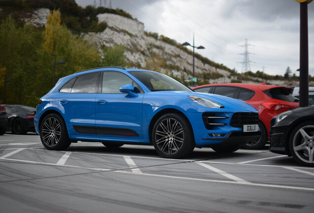 Porsche 95B Macan Turbo Exclusive Performance Edition