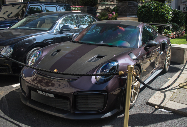 Porsche 991 GT2 RS Weissach Package