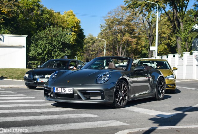 Porsche 992 Carrera 4S Cabriolet