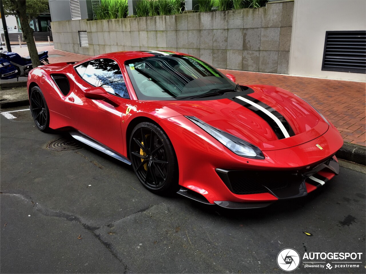 Ferrari 488 Pista