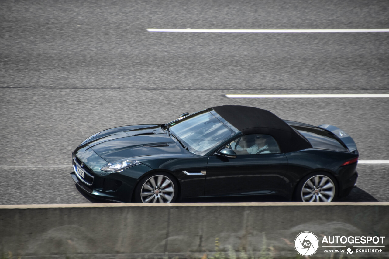 Jaguar F-TYPE S V8 Convertible