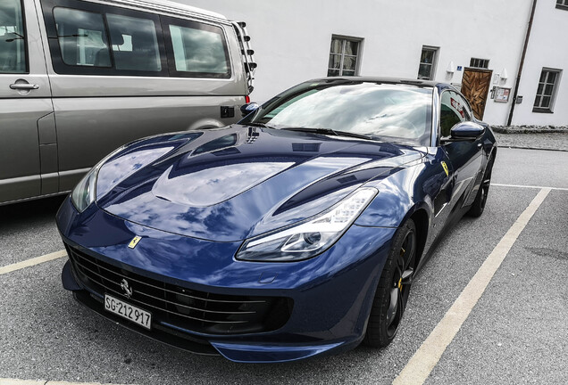 Ferrari GTC4Lusso