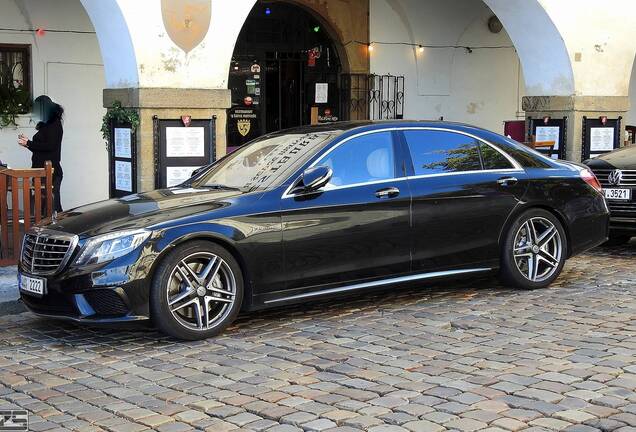 Mercedes-Benz S 63 AMG V222