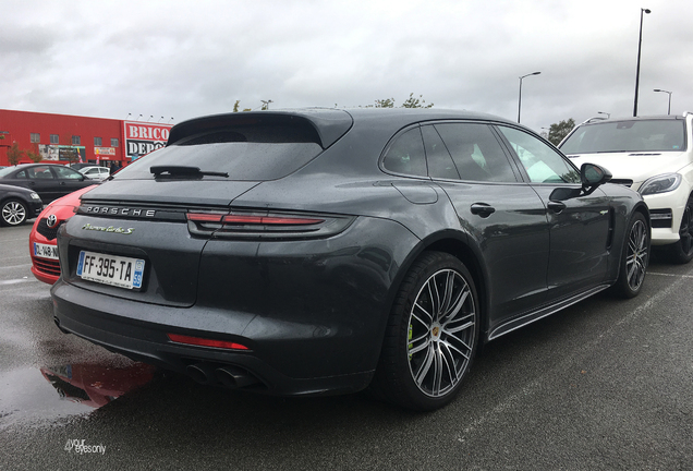 Porsche 971 Panamera Turbo S E-Hybrid Sport Turismo