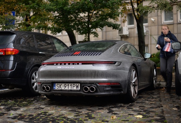 Porsche 992 Carrera 4S