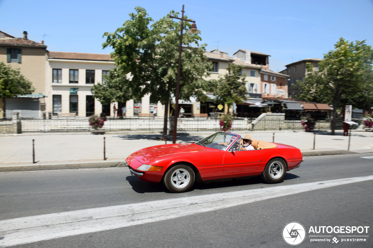 Ferrari 365 GTS/4 Daytona