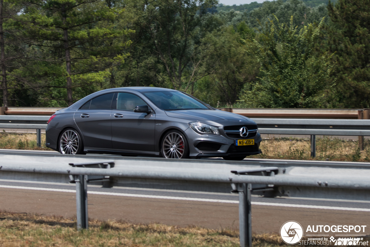 Mercedes-Benz CLA 45 AMG C117