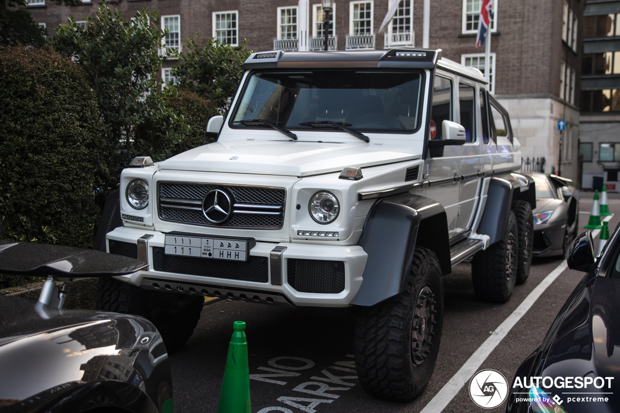 Mercedes-Benz G 63 AMG 6x6