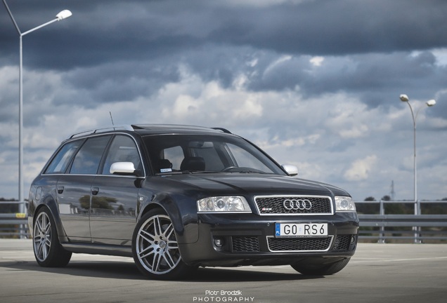 Audi RS6 Avant C5