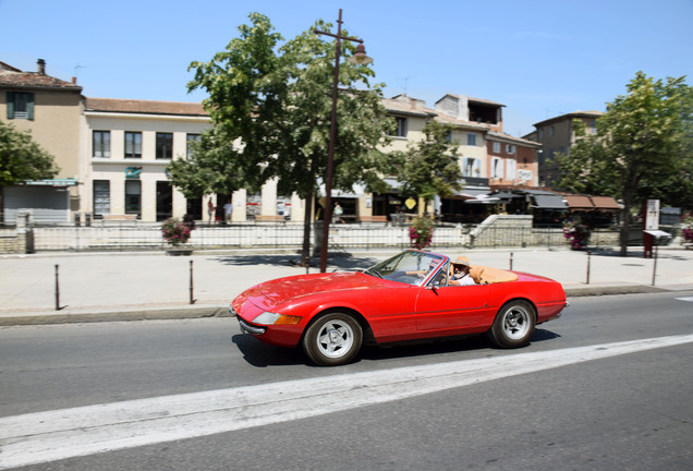 Ferrari 365 GTS/4 Daytona