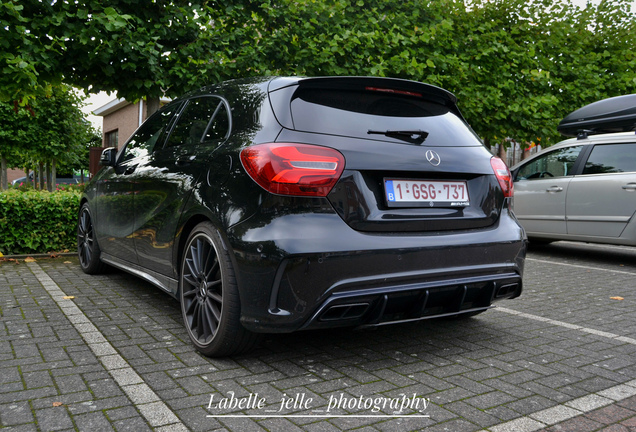 Mercedes-AMG A 45 W176 2015