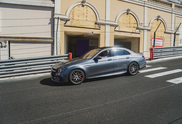 Mercedes-AMG E 63 S W213