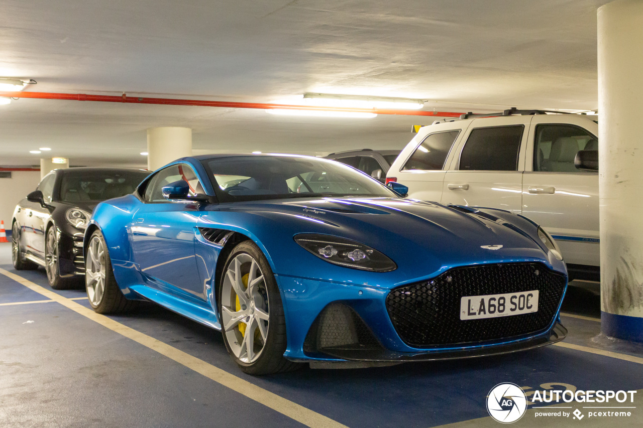 Aston Martin DBS Superleggera