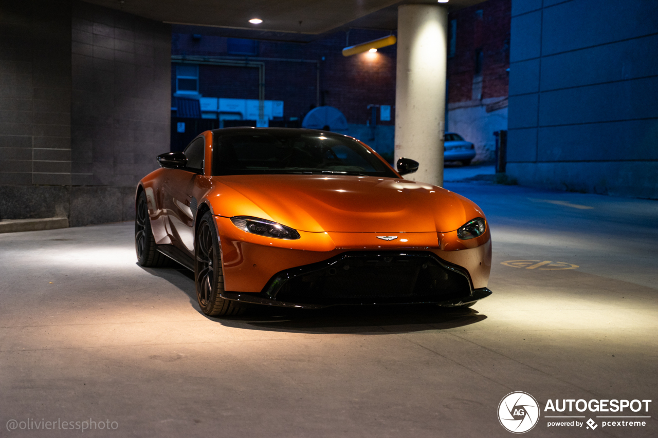 Aston Martin V8 Vantage 2018