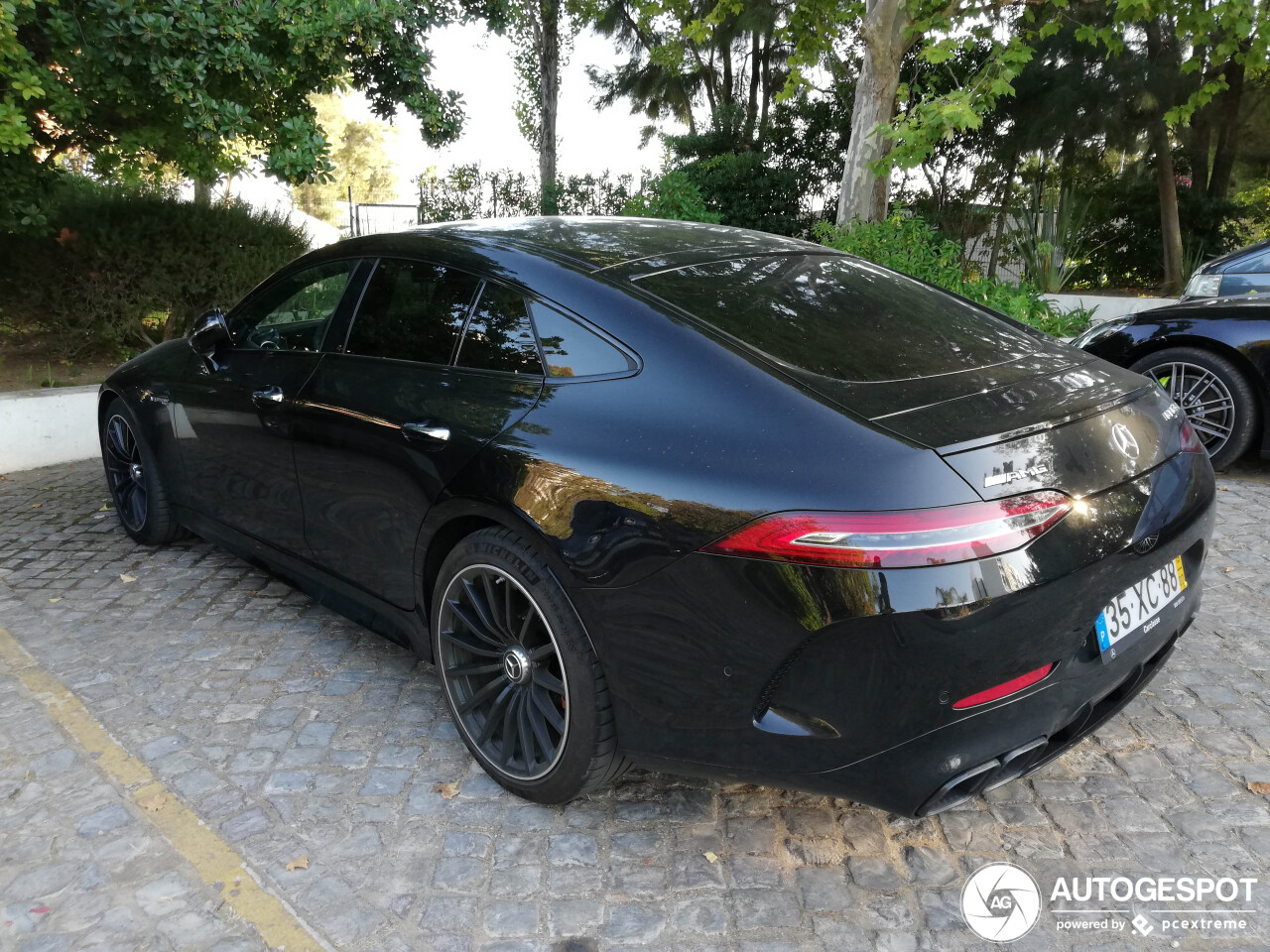 Mercedes-AMG GT 63 S X290