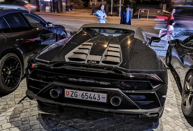 Lamborghini Huracán LP640-4 EVO Spyder