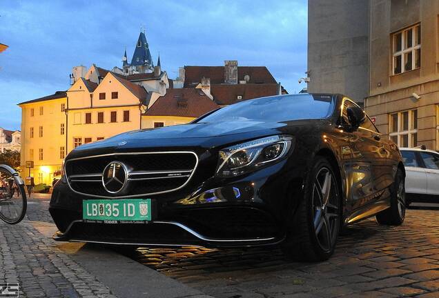 Mercedes-AMG S 63 Coupé C217