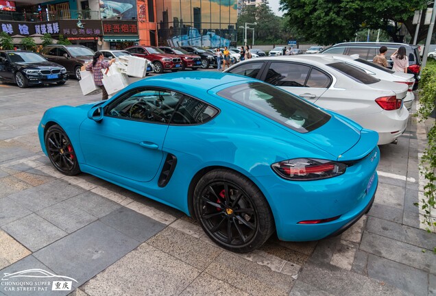 Porsche 718 Cayman S