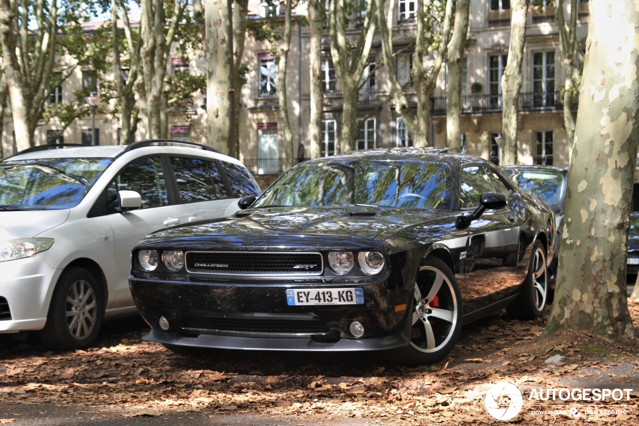 Dodge Challenger SRT-8 392