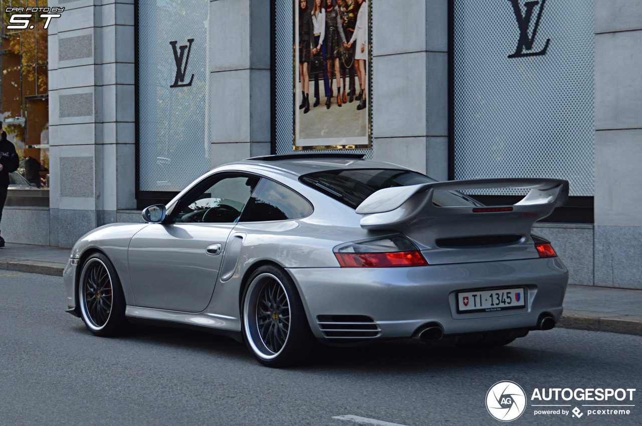 Porsche 996 Turbo