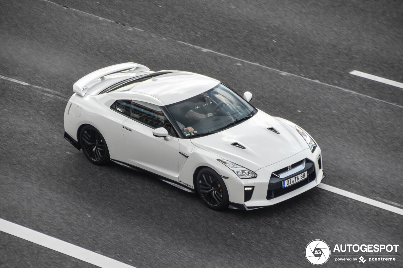 Nissan GT-R 2017