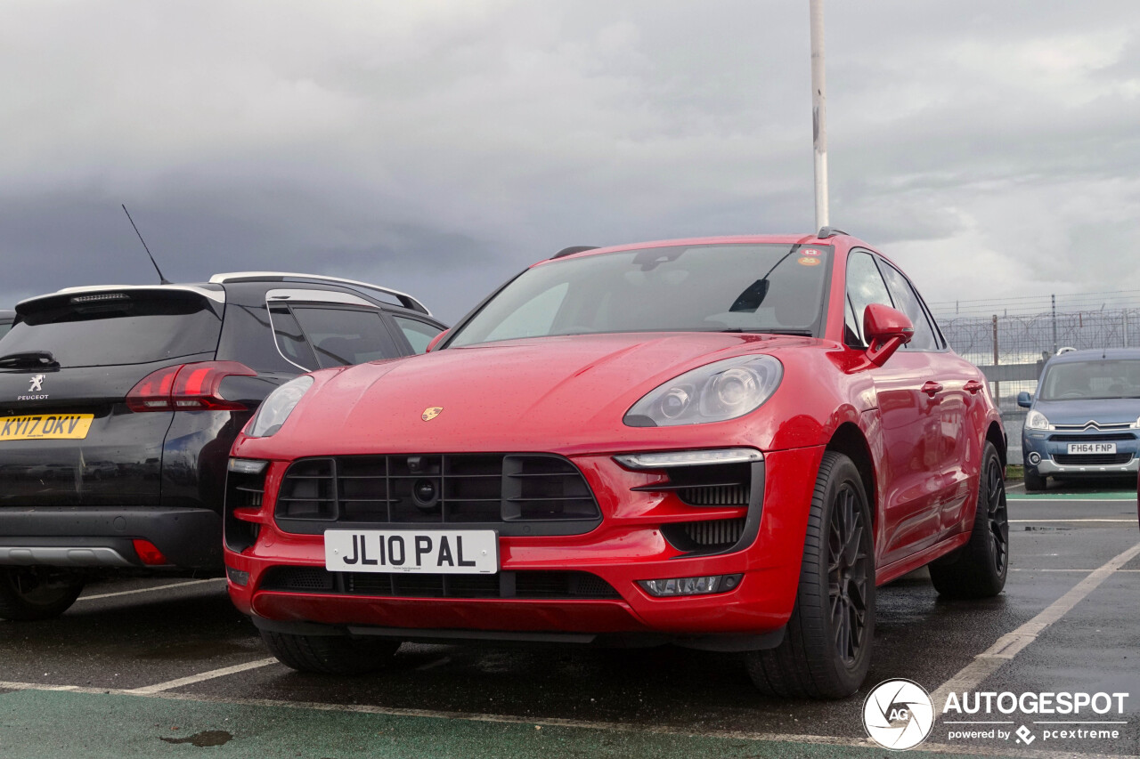 Porsche 95B Macan GTS