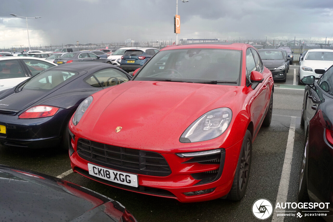 Porsche 95B Macan GTS