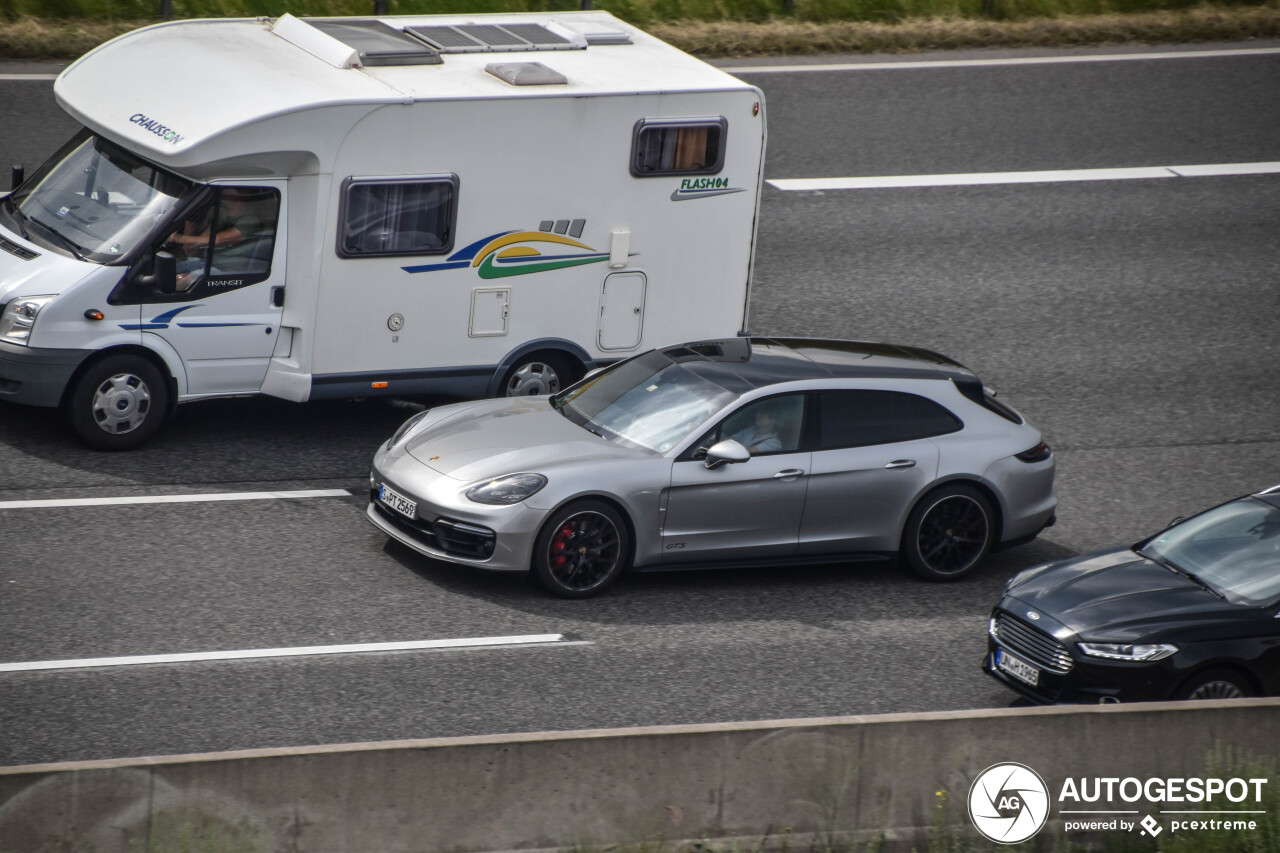 Porsche 971 Panamera GTS Sport Turismo