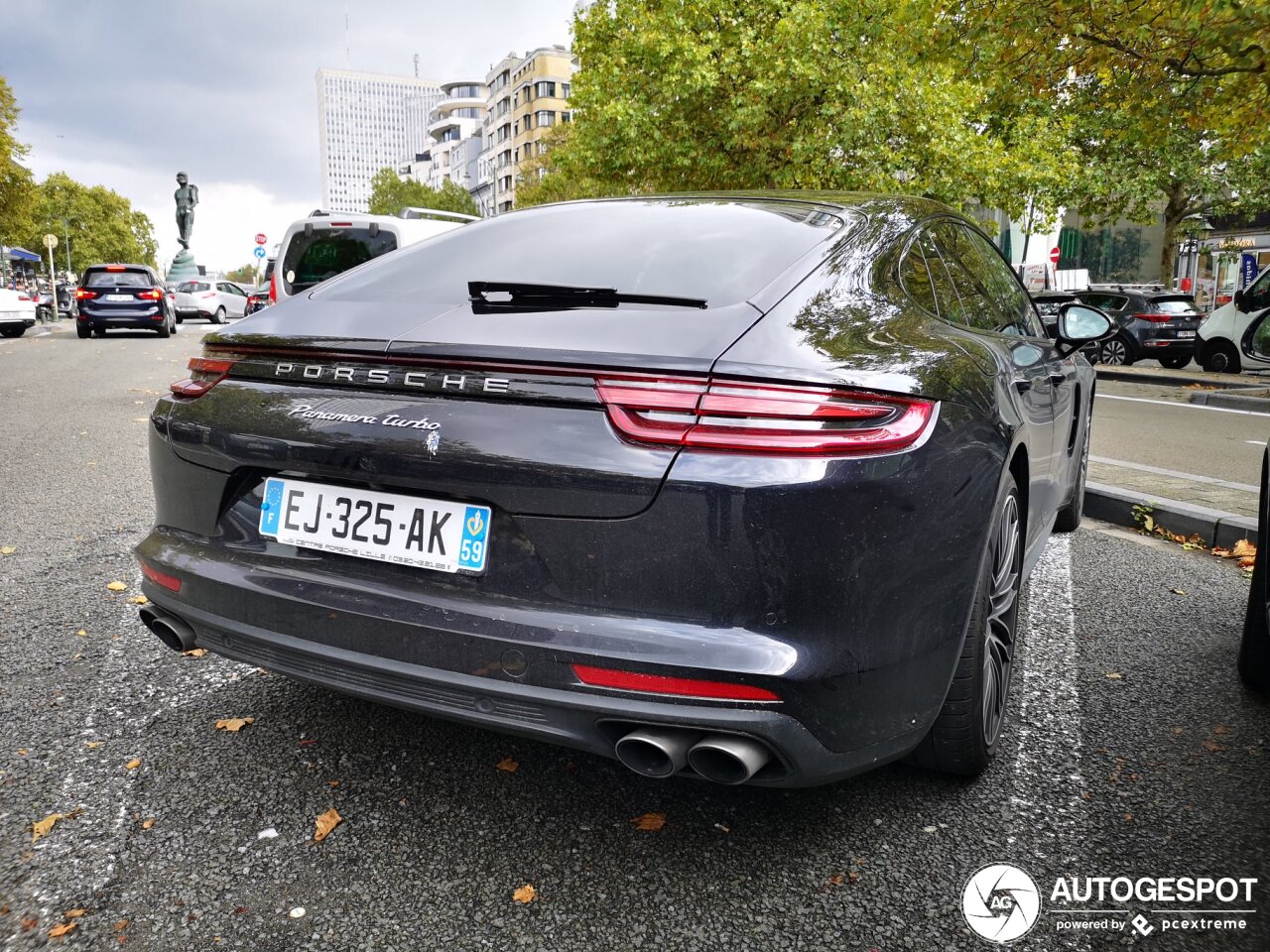 Porsche 971 Panamera Turbo