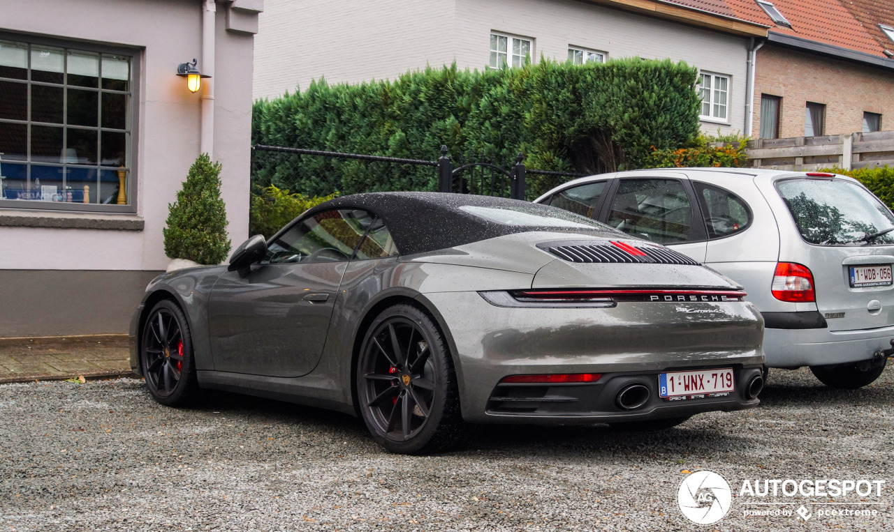 Porsche 992 Carrera 4S Cabriolet