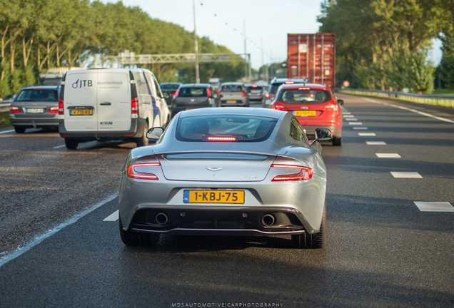 Aston Martin Vanquish 2013