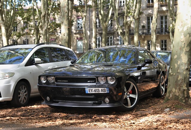 Dodge Challenger SRT-8 392