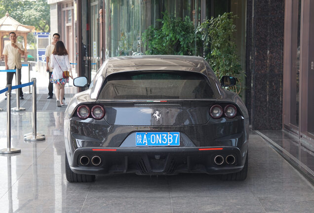 Ferrari GTC4Lusso