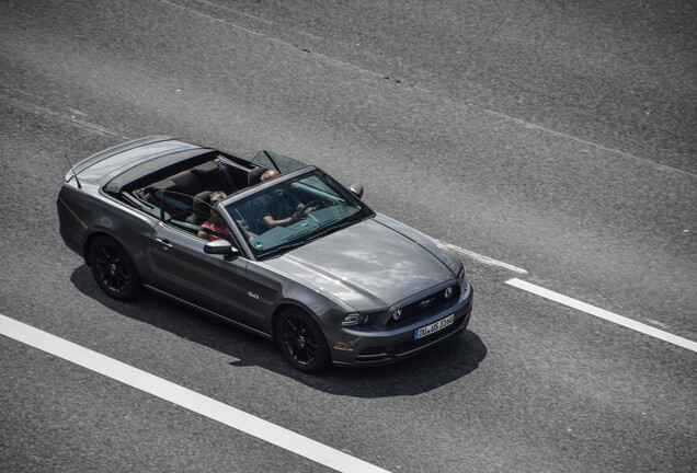 Ford Mustang GT Convertible 2013