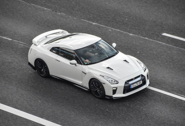 Nissan GT-R 2017