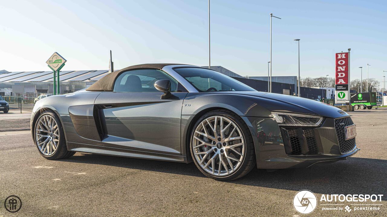 Audi R8 V10 Spyder 2016