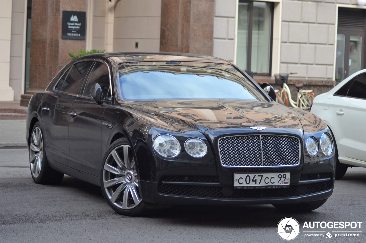 Bentley Flying Spur V8