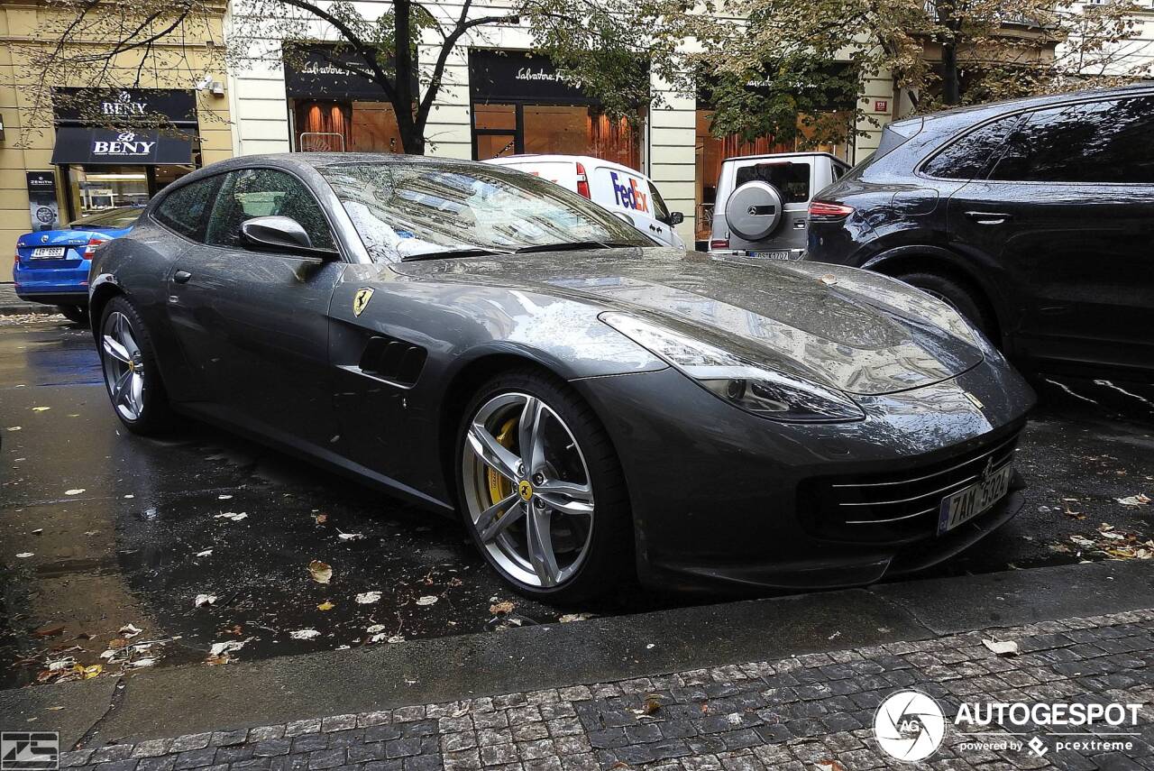 Ferrari GTC4Lusso